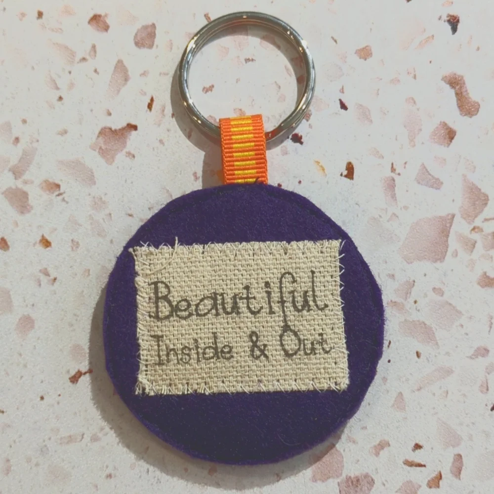 True Beauty Key Ring Handcrafted Felt Applique Ribbon Sequins Beads | New #7